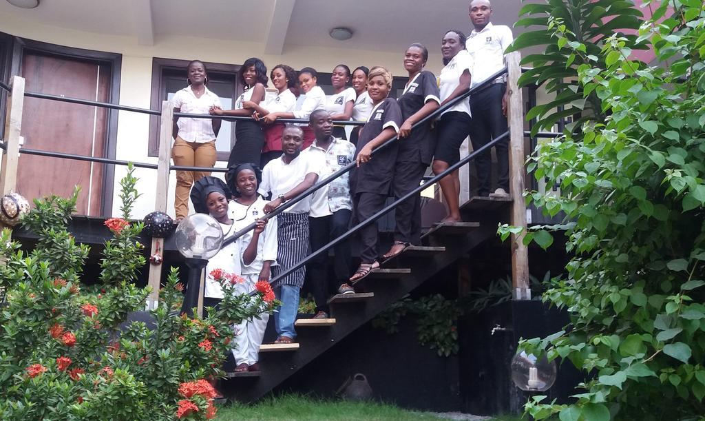 Detente Hotel Abidjan Kültér fotó